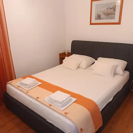 Raspudic ゲストハウス 3*