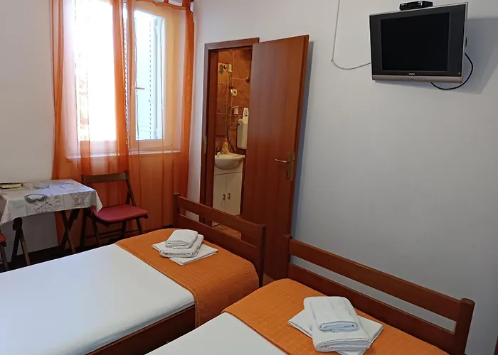 Raspudic Guest house 3*